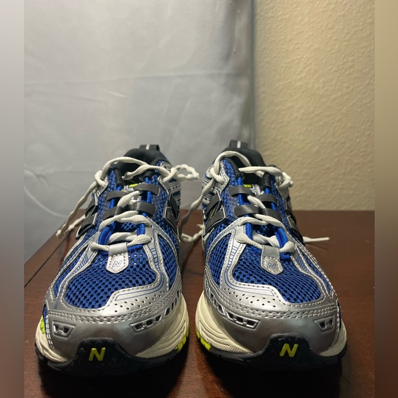 New Balance 1906 Sneakers (Size 9 Women’s) - Picture 7 of 8